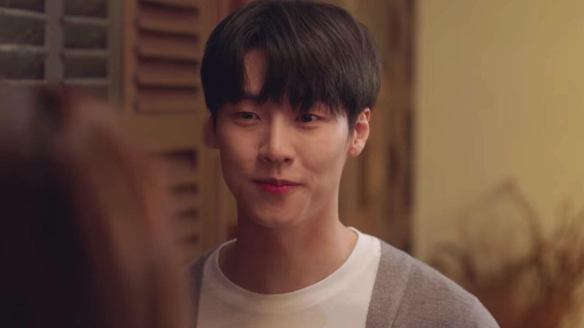 《無法抗拒的他》網熱議「咖啡胸肌男」N.Flying 主唱 李承協