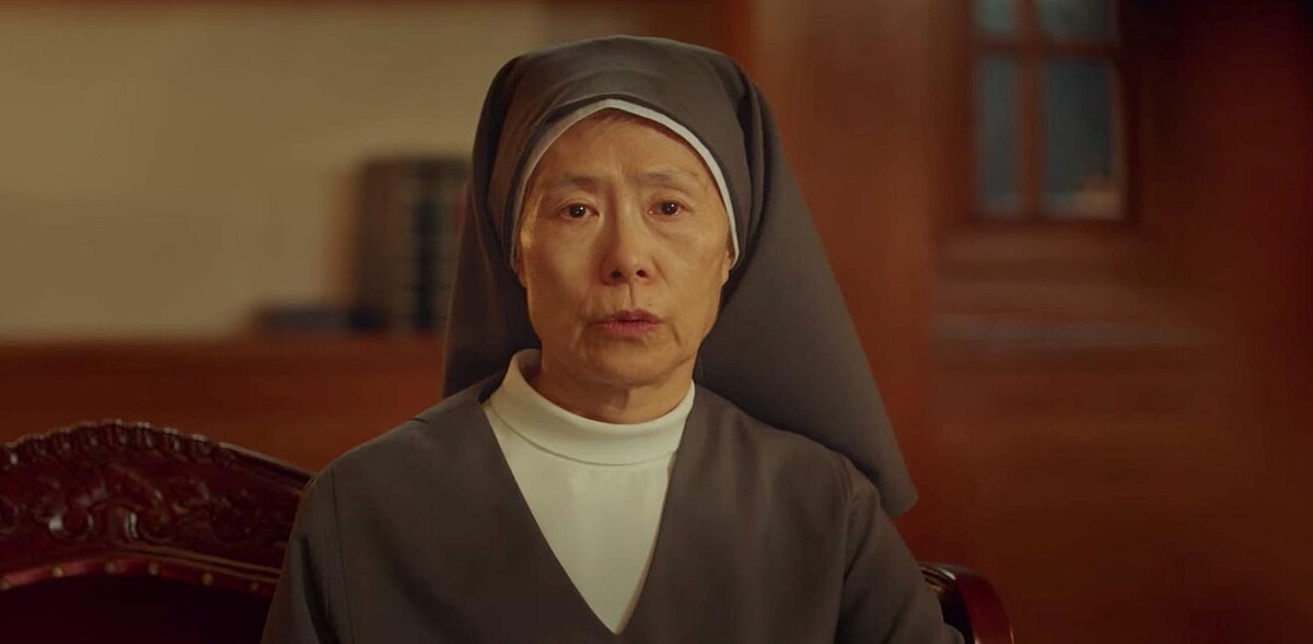 《我的上流世界》艾瑪修女不忍了,宣告還俗