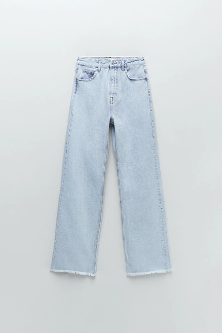 高腰直筒牛仔褲，NT1,290>>>NT890