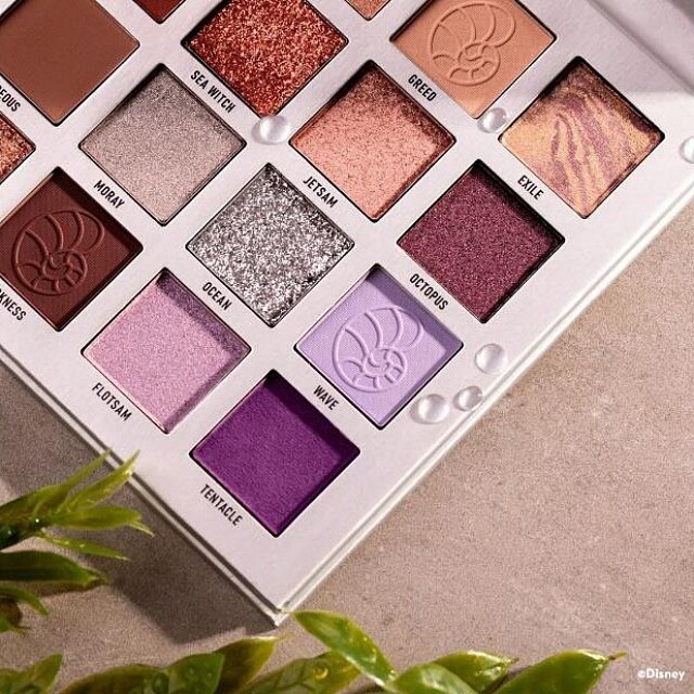 Disney&times;essence烏蘇拉眼影