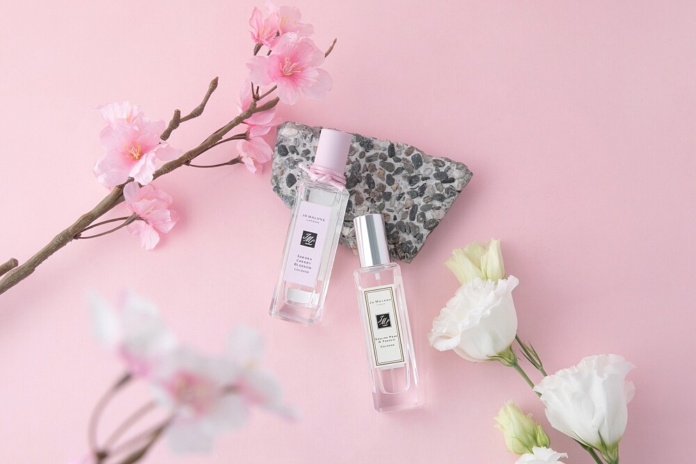 Jo Malone London櫻花香水、英國梨與小蒼蘭香水透過糅香堆疊打造專屬個人化香氣