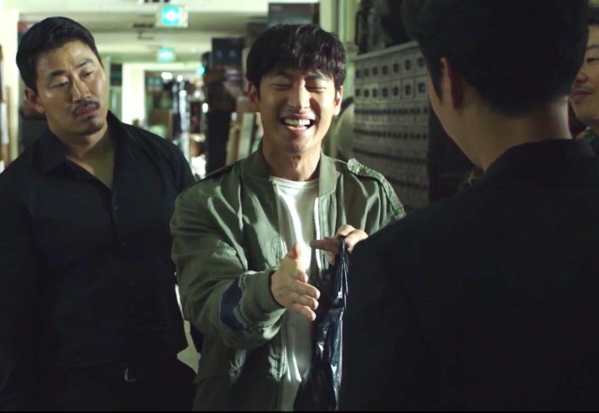  《盜墓同盟》李帝勳 百變演技力拼 申惠善！