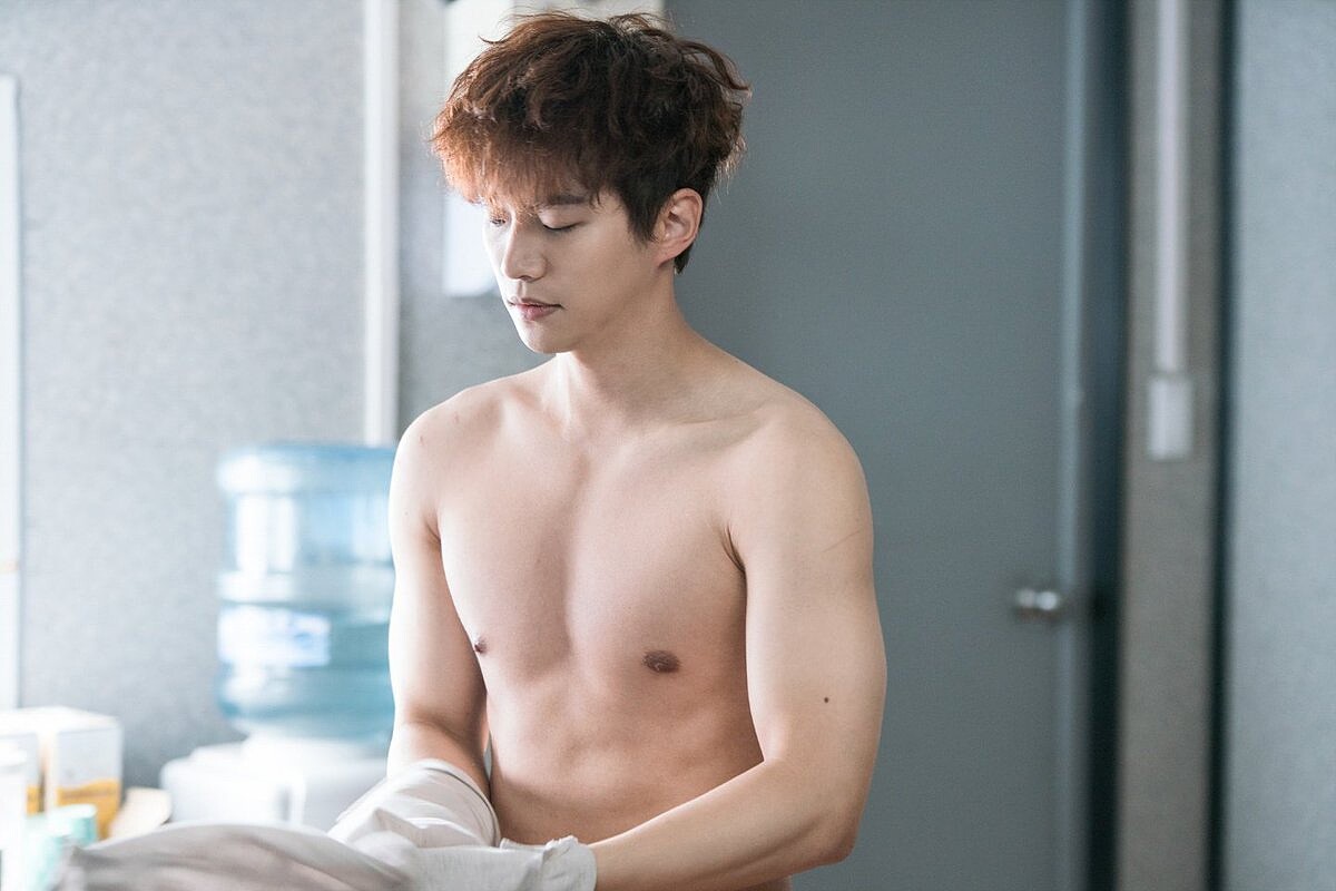 2PM 野獸派男團 俊昊 身材依舊結實