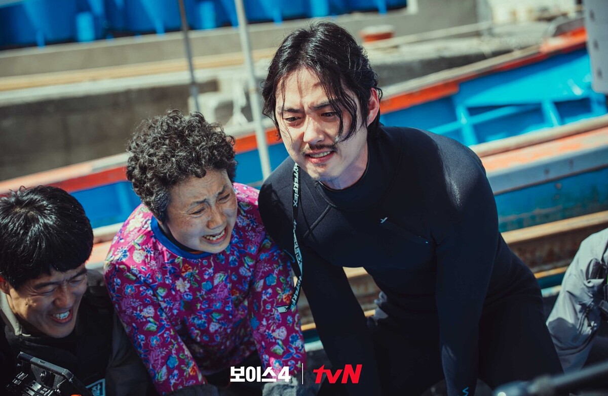 宋承憲、李荷娜《Voice 4》高潮不斷