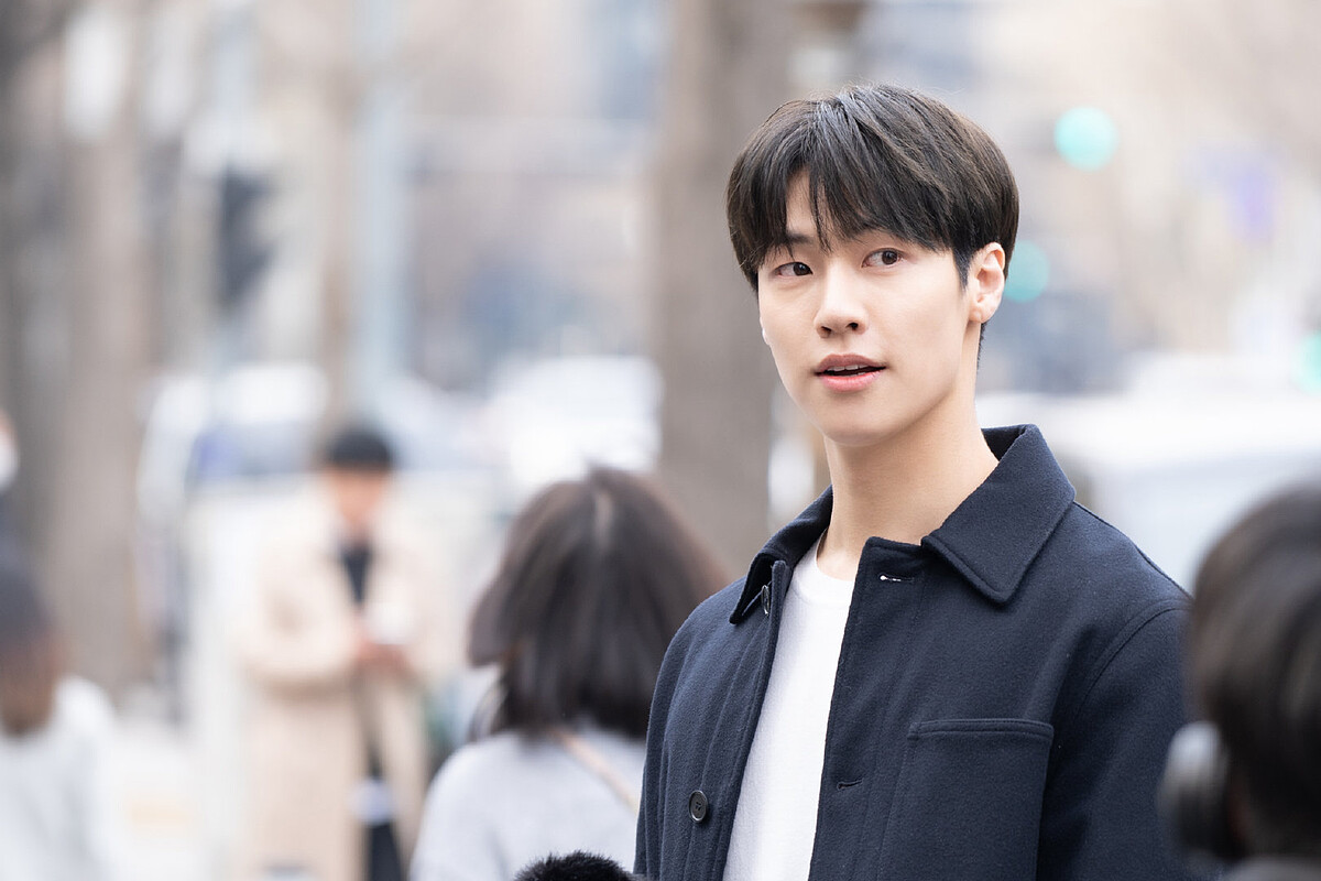 《無法抗拒的他》「咖啡胸肌男」N.Flying 李承協 再次出場！