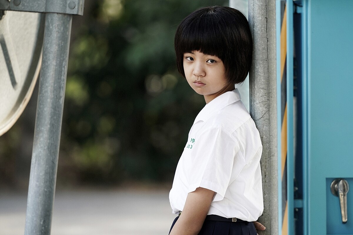 ▲▼小嘉玲在劇中面對「少女的煩惱」。（圖／華視、CATCHPLAY提供）