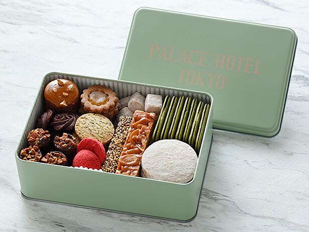 餅乾禮盒日幣4,320元（含稅）。