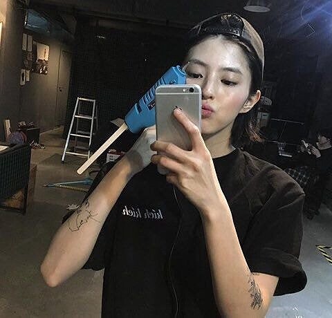 韓韶禧 曾因刺青叼菸照惹議