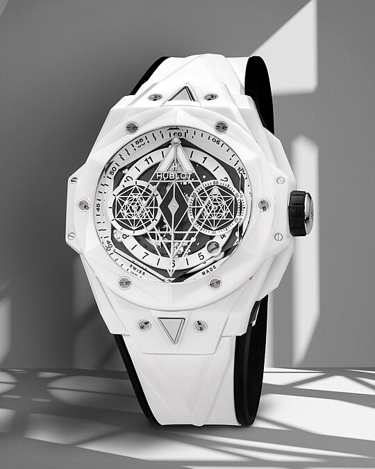 Hublot 宇舶錶 Big Bang Sang Bleu II系列陶瓷計時碼錶，售價NT847,000