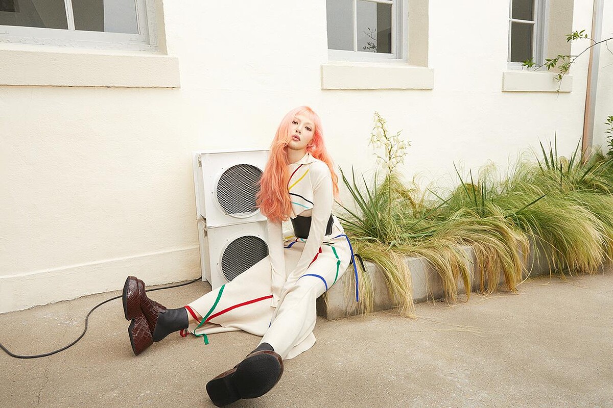 Loewe全球品牌大使 泫雅