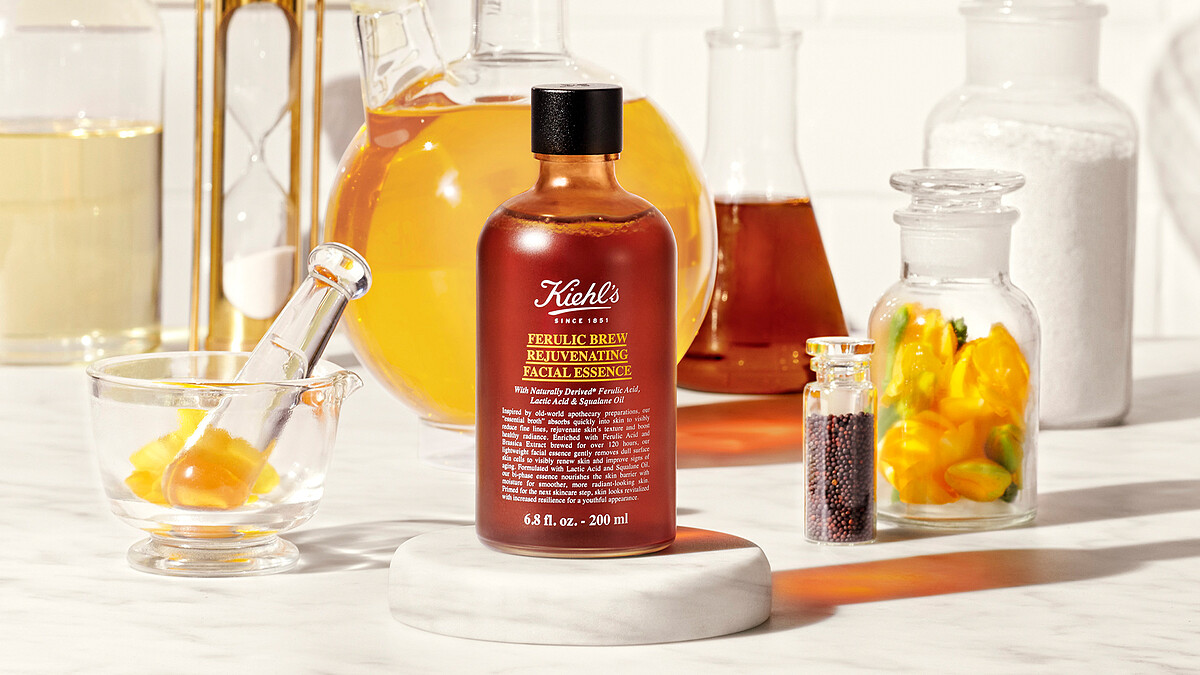 「純度決定保養深度！」全新【青春精釀露】耗時120小時精釀發酵，提煉99%天然高活性成份，每一吋肌膚都嫩到發光，連敏感肌都準備搶購！