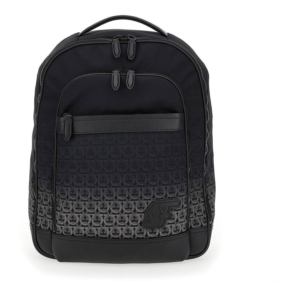 NYLON SF 黑灰色尼龍後背包，NT58,900。