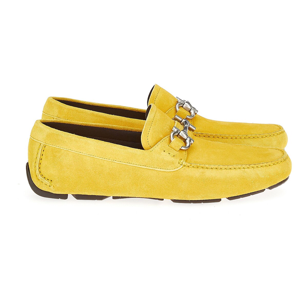 DRIVER 黃色麂皮開車鞋，NT24,900。