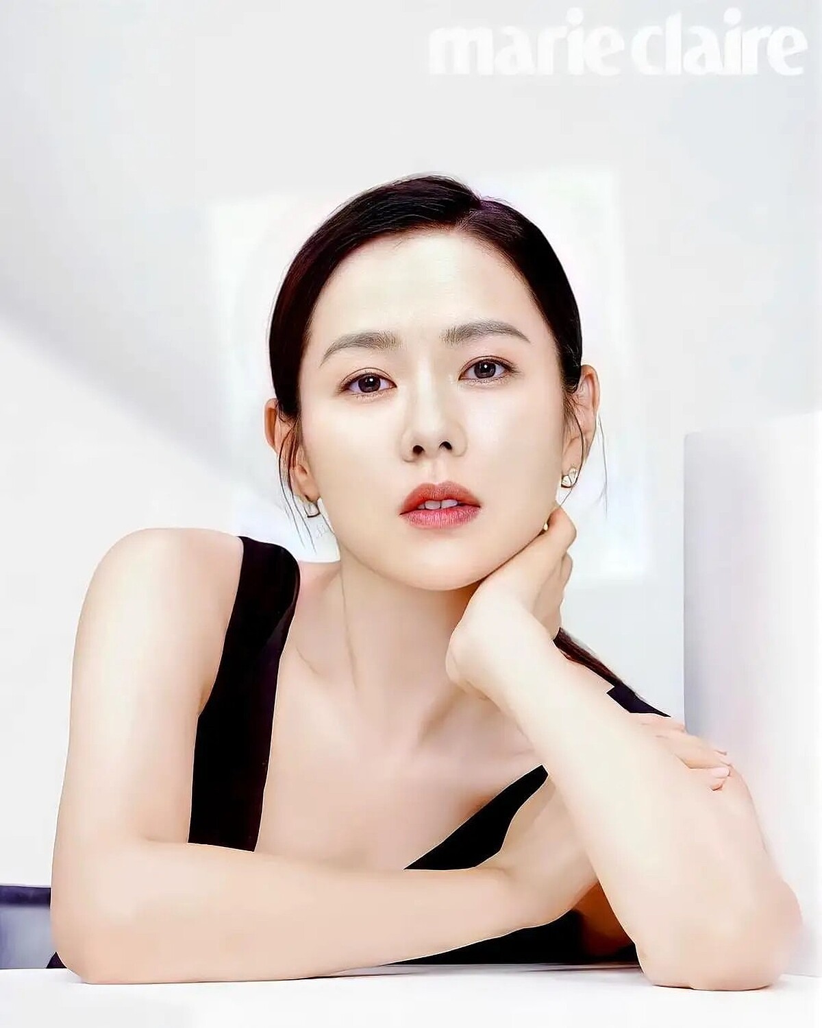 孫藝珍 知性絕美大片公開