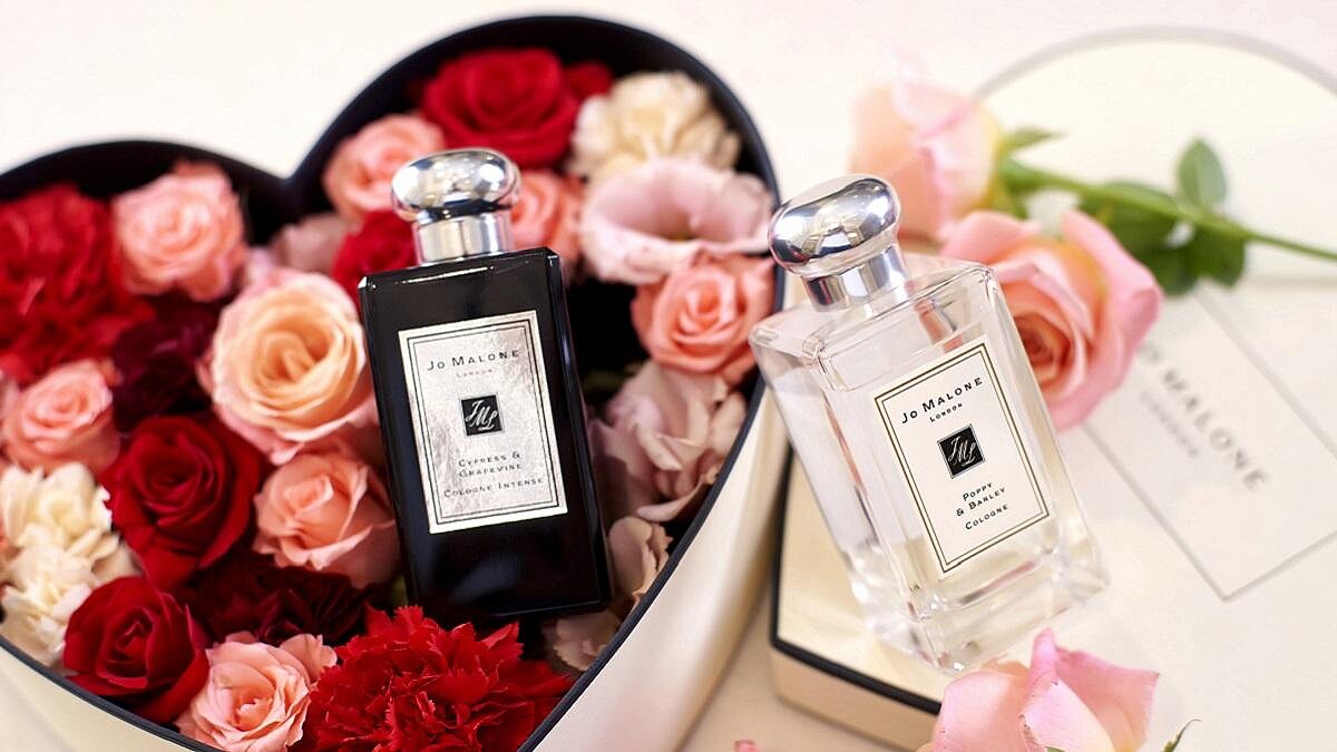 情人節禮物給她或給他，都在Jo Malone London 打包！還有期間限定的香氛愛情花盒，戀愛香氣與浪漫花朵誰能不心動！ 