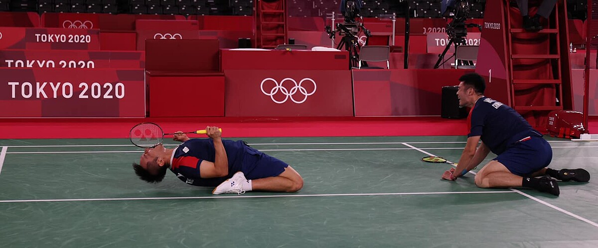 麟洋配再度寫下新紀錄，奪下奧運金牌