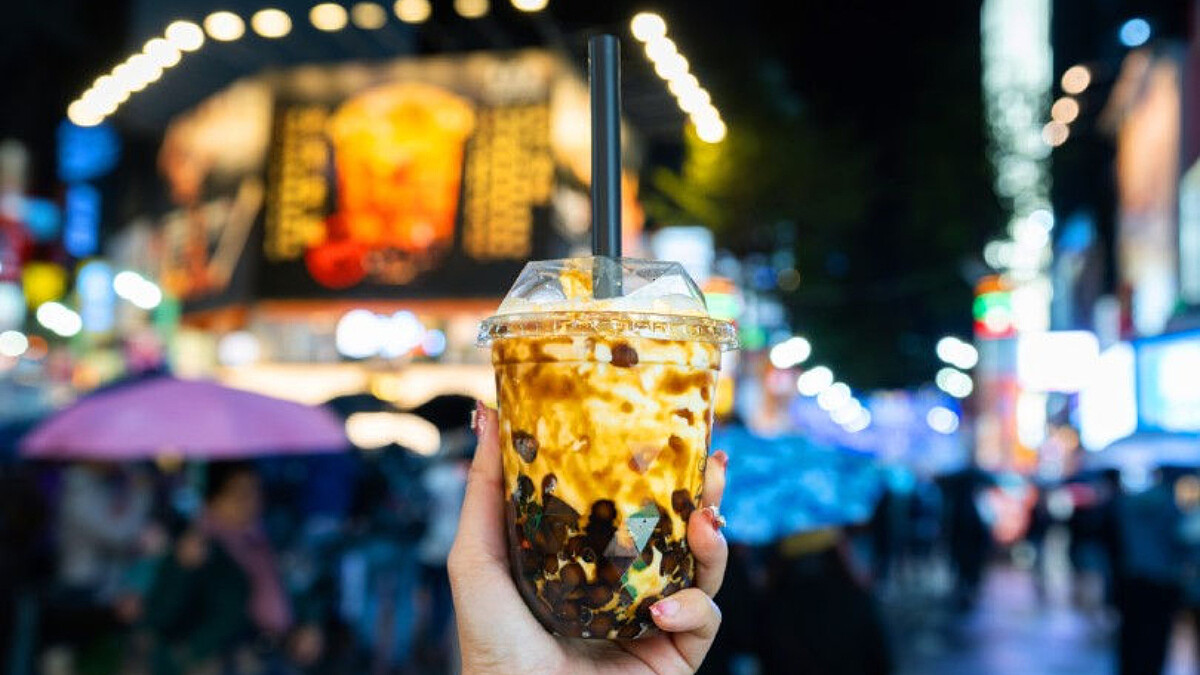 長賜輪堵住蘇伊士運河背後...台灣來的「珍珠奶茶」,為何引起美國鄉民暴動?