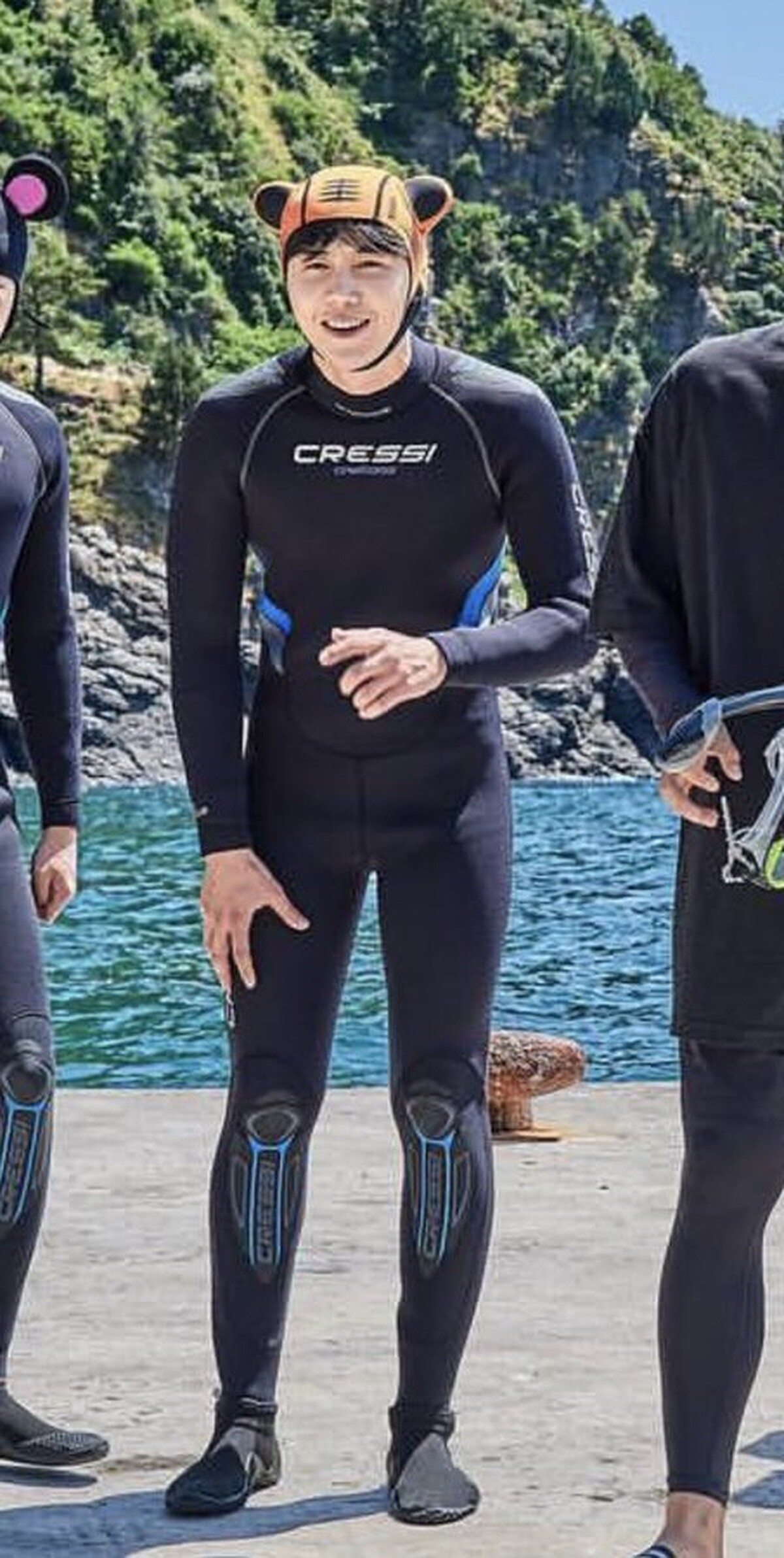  金宣虎 《海村岸恰恰恰》「洪班長」的熱血海洋子 Look 有毒