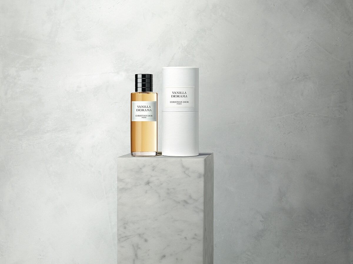 迪奧香氛世家系列-澄金梵尼蘭情境圖