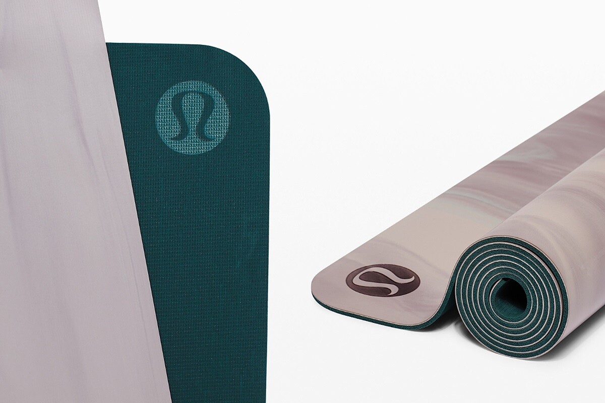 The Reversible Mat雙面瑜珈墊5mm，NT2,880 /3mm，NT1,980/1.5mm，NT1,680