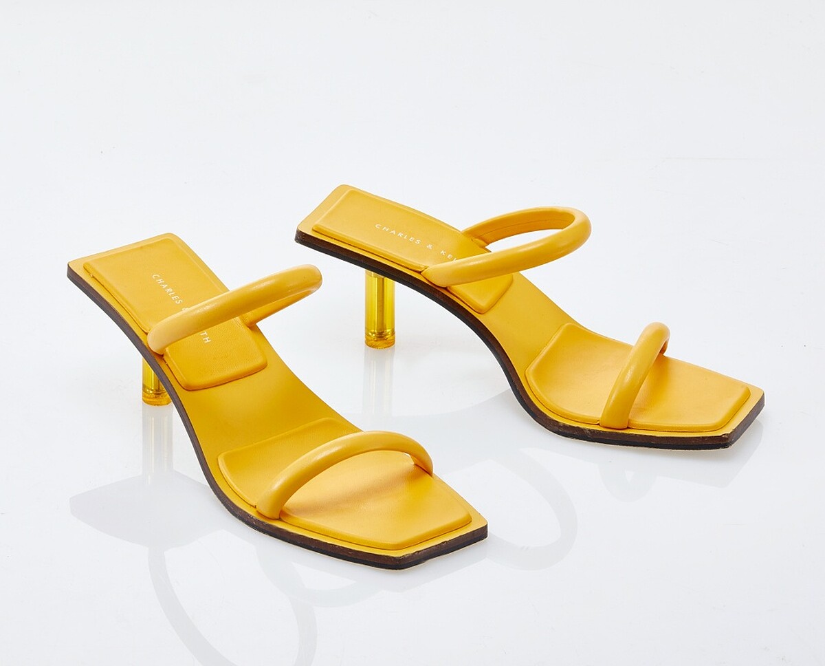 透明跟涼鞋，NT1,890