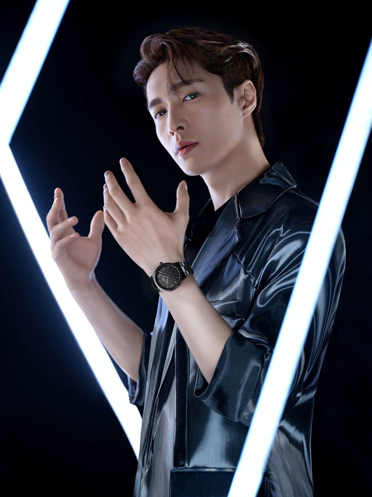 DW X 張藝興「拾光」聯名系列