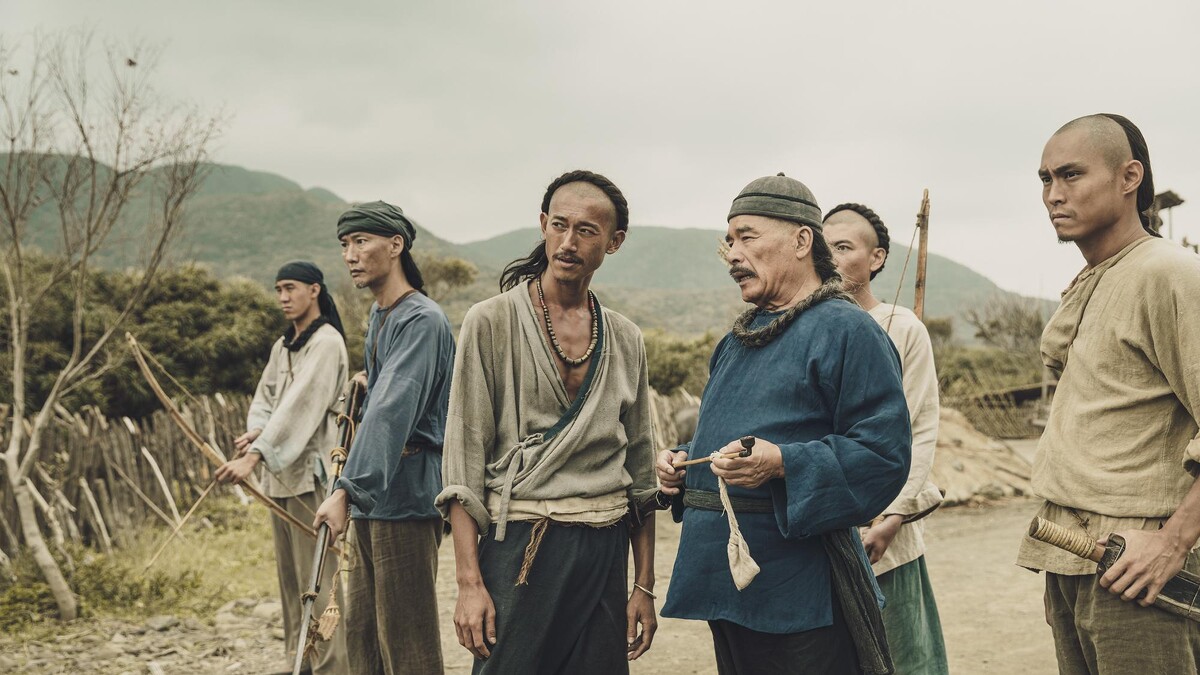 《斯卡羅》吳慷仁（左三）、雷洪（左四）同台飆戲