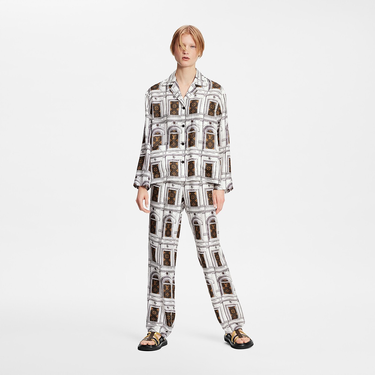 Louis Vuitton X Fornasetti Monogram Architecture睡衣式長褲，售價NT$59,000