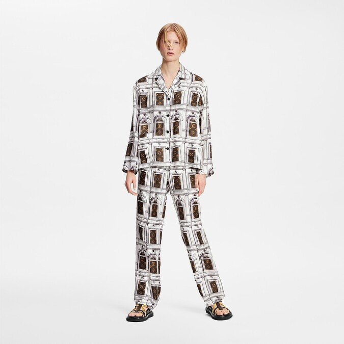 Louis Vuitton X Fornasetti Monogram Architecture睡衣式長褲,售價NT$59,000