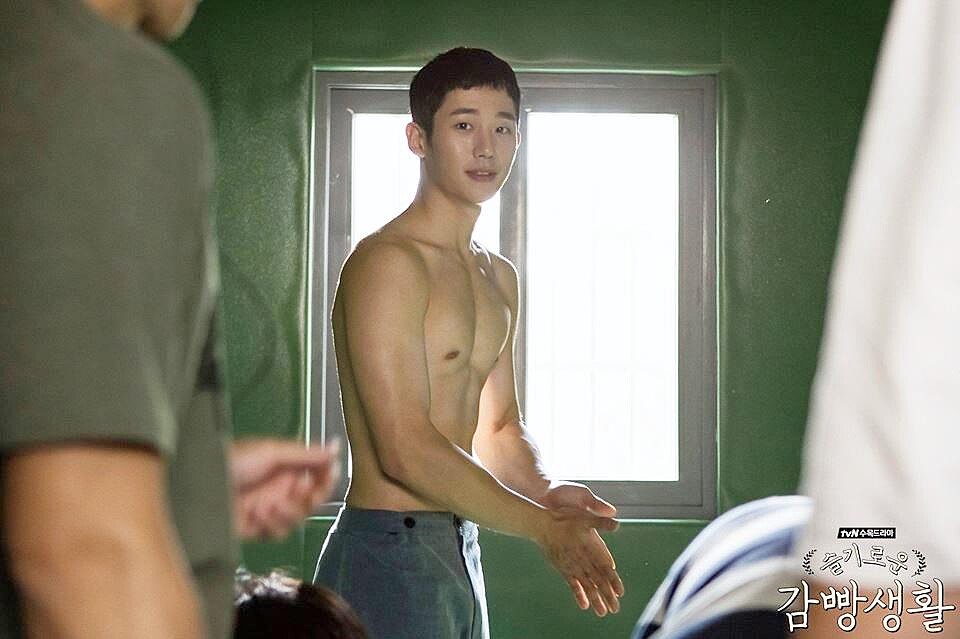 丁海寅 軍服造型Man味十足