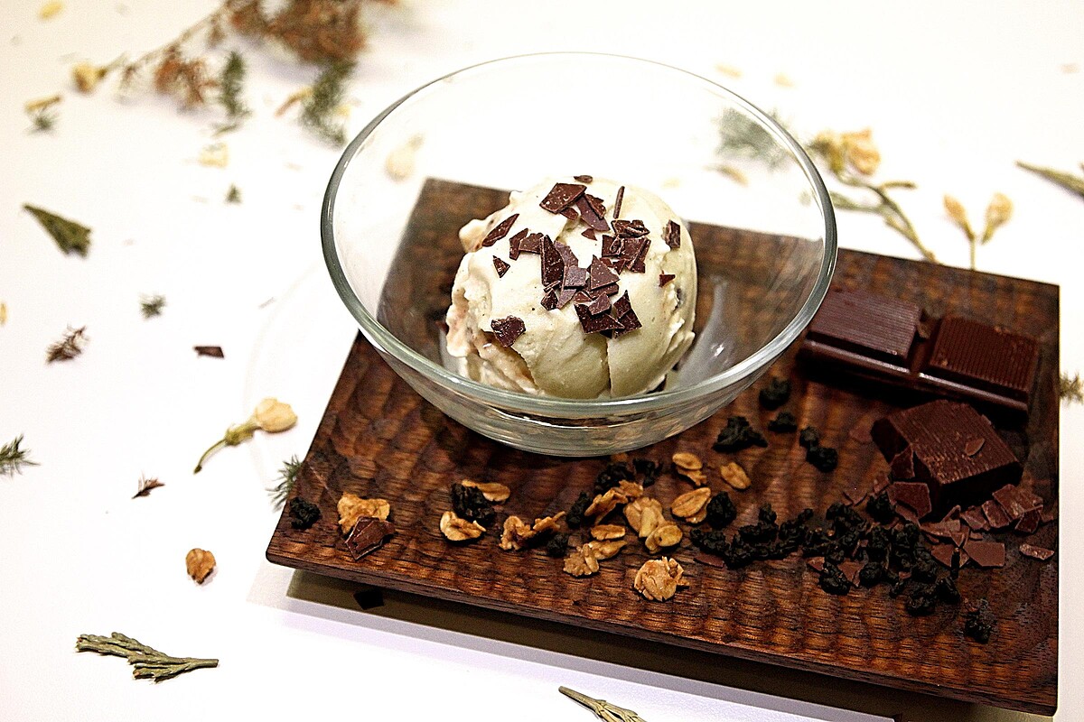 海霧可可冰霜 by Double V。