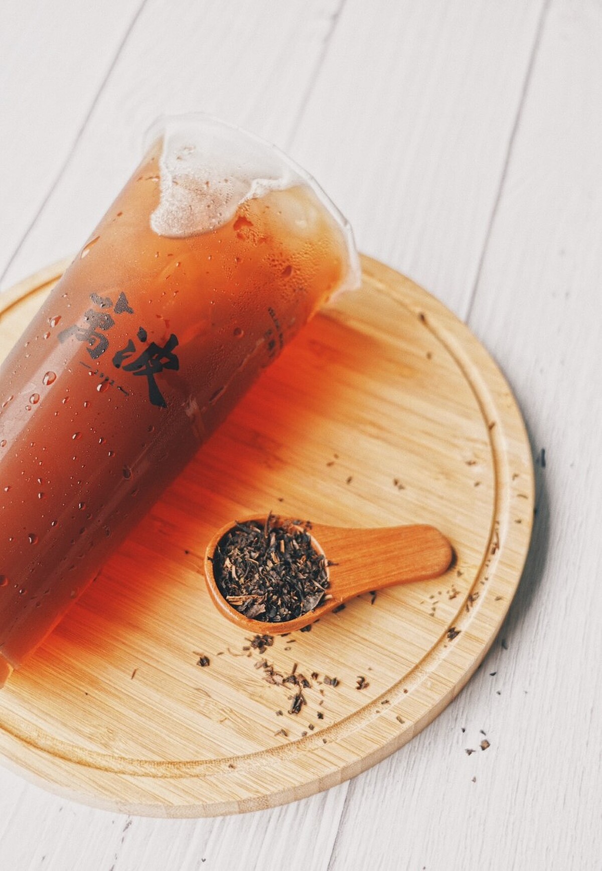 《萬波》「島嶼紅茶」