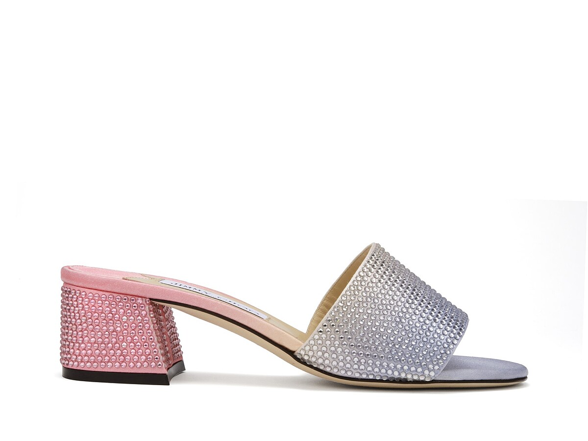 Jimmy Choo 鑽飾跟鞋,價格店洽。