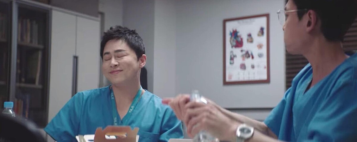 《機智醫生生活2》曹政奭「淘氣翊晙」根本「人間表情包」