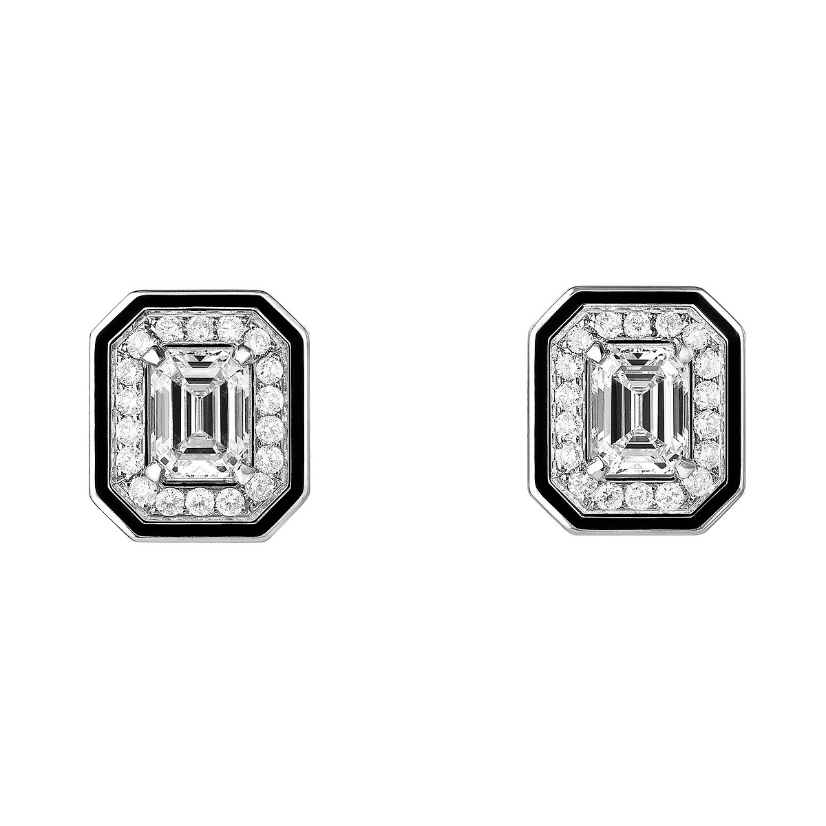 Liser&eacute;系列耳環 白金750材質、黑漆飾邊 鑲嵌2顆祖母綠切割鑽石主石(約0.60克拉) 36顆鑽石(約0.43克拉) 台幣參考價格351,000