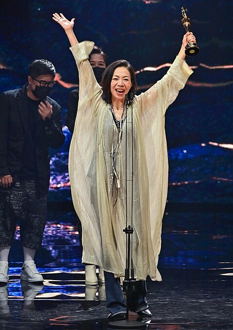 2021金曲獎評審團獎：萬芳／《給你們》