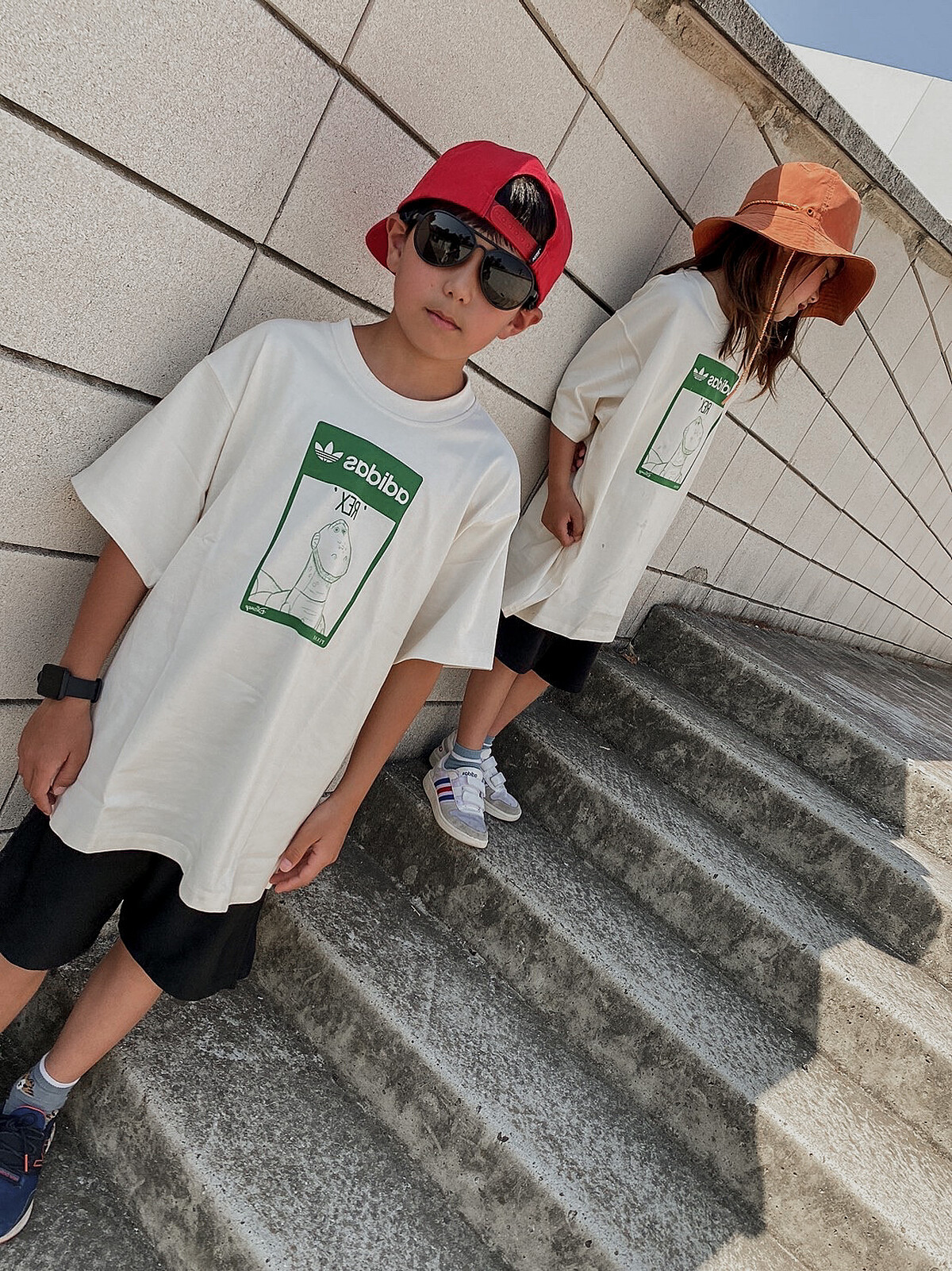 ▲亞歷和阿弟。（圖／亞歷媽）