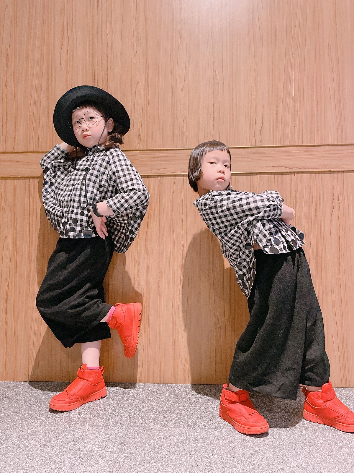 ▲胖球和斯拉。（圖／索尼音樂、胖球人生）