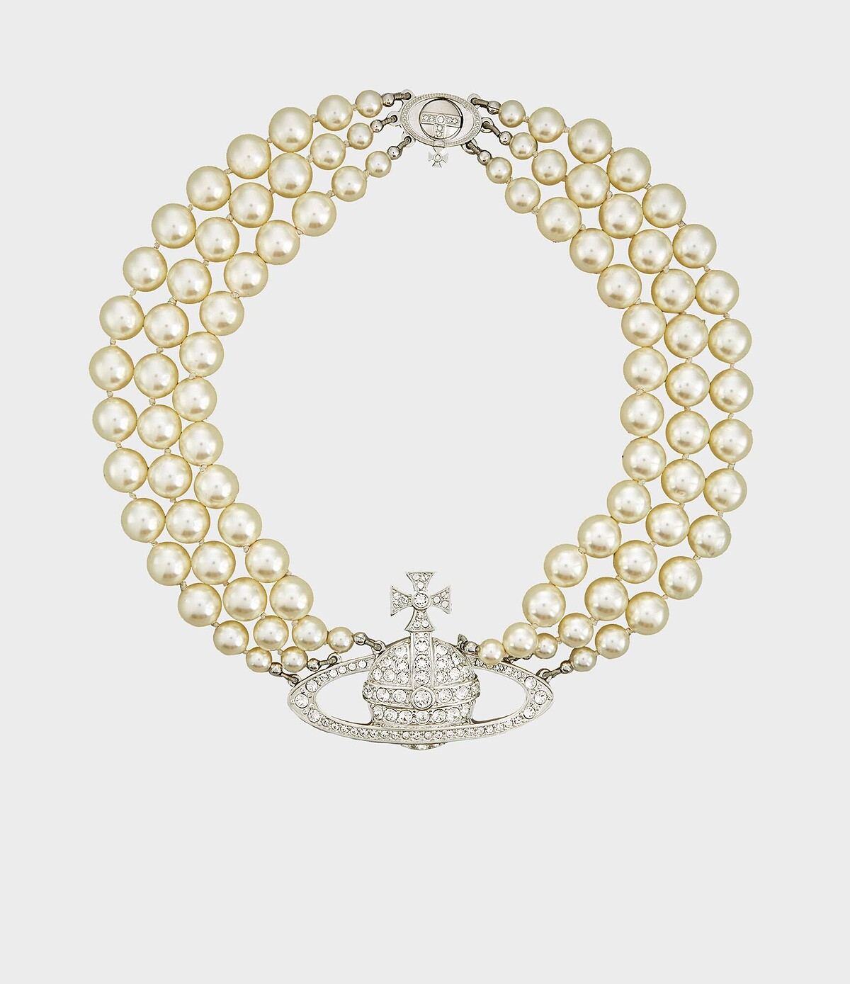 Vivienne Westwood三環珍珠項鍊，售價NT$21,000