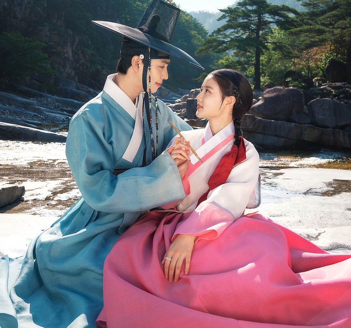 金裕貞、安孝燮 《紅天機》唯美浪漫