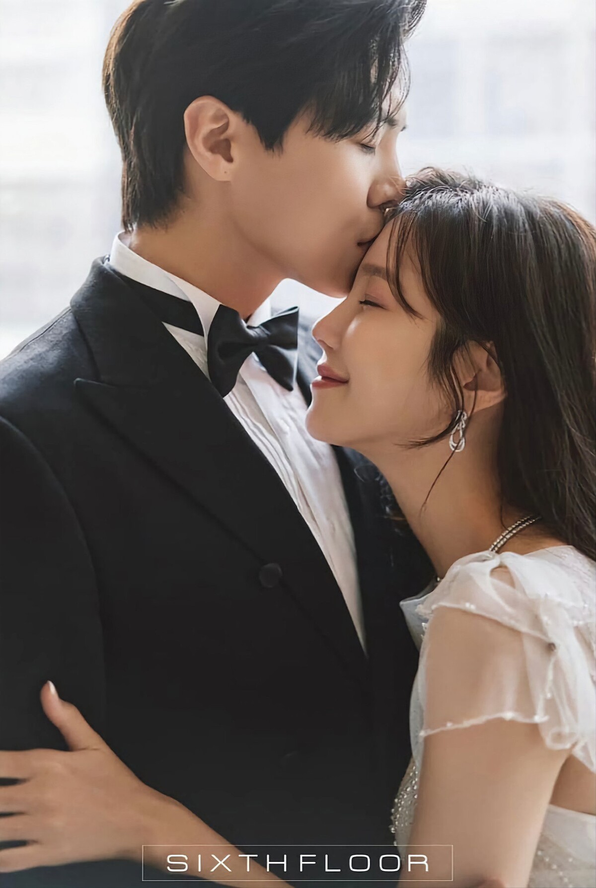 《上流戰爭3》秀蓮、羅根 絕美婚紗照釋出！