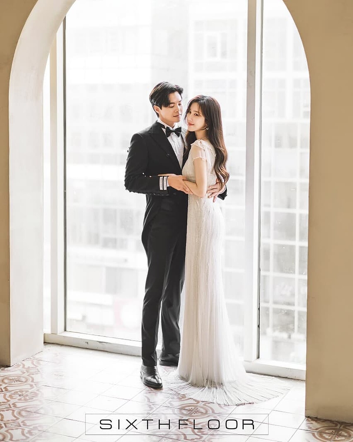 《上流戰爭3》秀蓮、羅根 絕美婚紗照釋出！