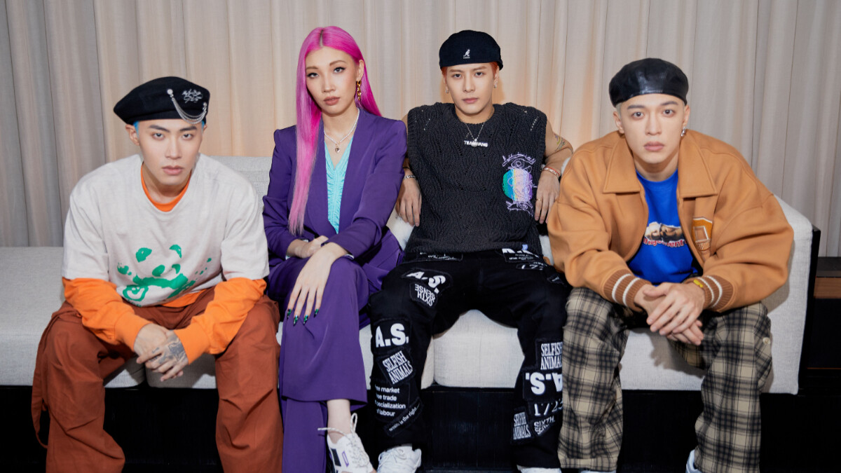 王嘉爾邀組新團！Karencici以為被詐騙 J.Sheon化身廚師推出一道菜？