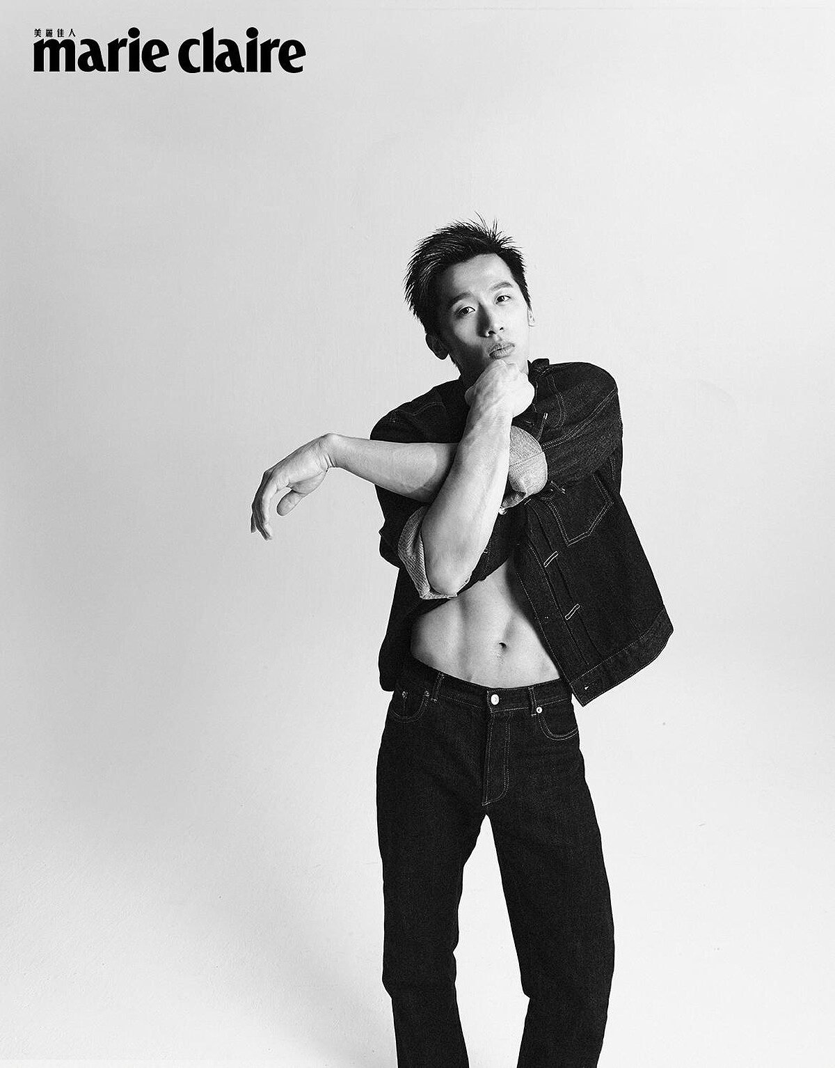 牛仔外套、牛仔褲，both by Dior。