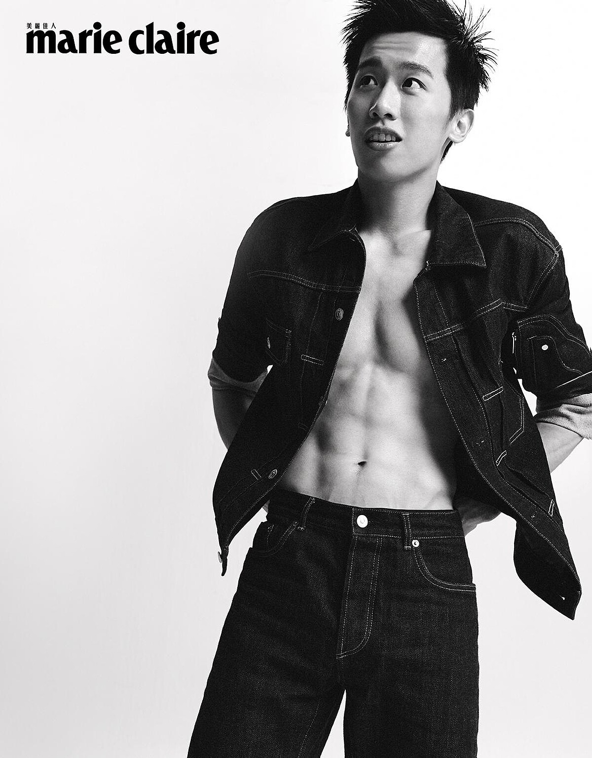 牛仔外套、牛仔褲，both by Dior。