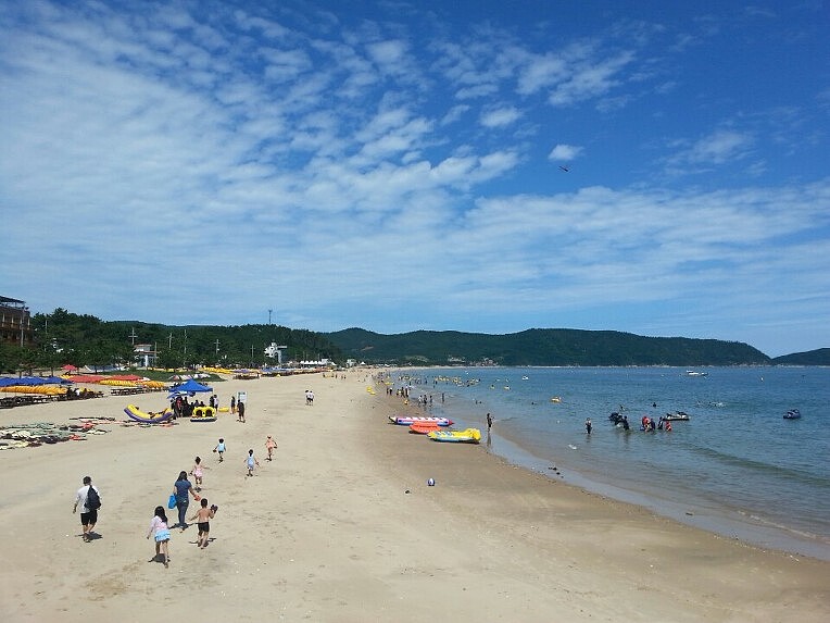 金宣虎、申敏兒《海岸村恰恰恰》 拍攝地「慶尚北道浦項市」月浦海水浴場 (實景）