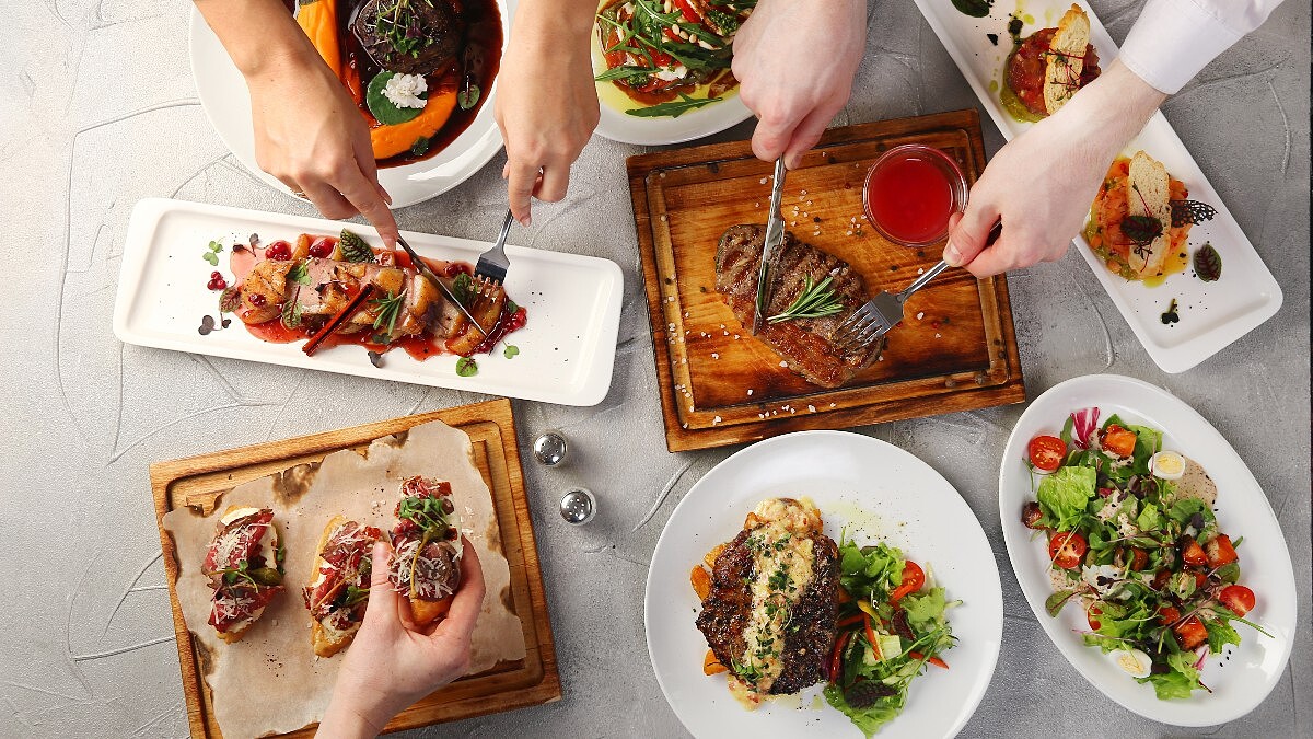 吃貨M編近期最愛的宅家防疫外帶神隊友！承包眾多星級名店美食、回饋優惠又超好的悠遊付APP X inline，居家享受美食SO EASY！