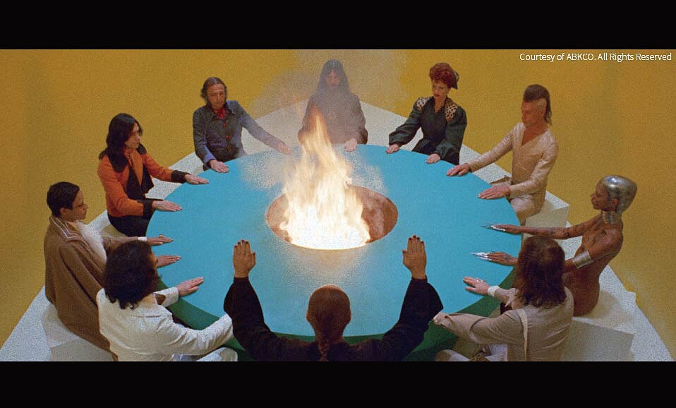 《聖山》將神秘學帶入電影中,是邪典電影中的經典作品之一