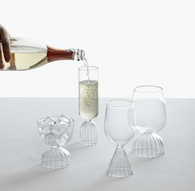 Tutu 蓬蓬裙系列玻璃杯為 Ichendorf 的知名商品。