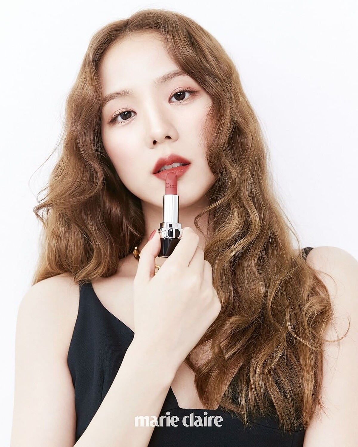 圖片取材自IG@marieclairekorea